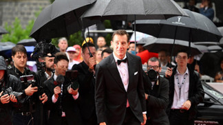 Clive Owen
