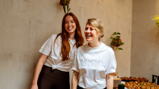 ELLE Brunch & Yoga: Den plný wellbeing a smíchu ELLE Brunch & Yoga: Den plný wellbeing a smíchu