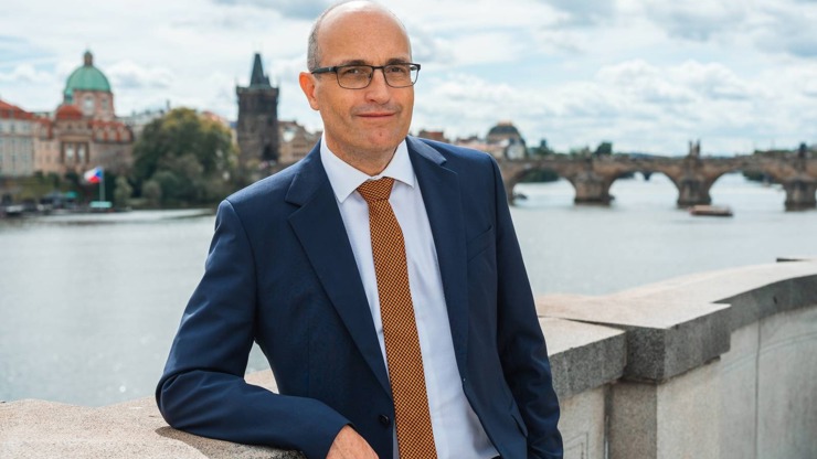 Bývalý diplomat Jan Sechter.