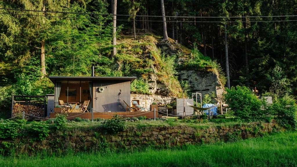 Posilovna, sauna, vinný sklep – chata Pod Jezevčí skálou je plná nečekaných překvapení