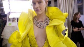 Co se stane, když „haute joaillerie“ potká „haute couture“? 