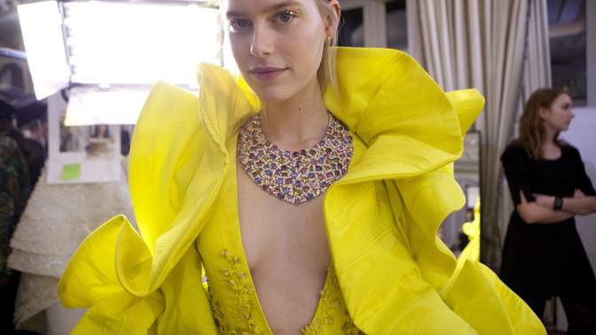 Co se stane, když „haute joaillerie“ potká „haute couture“? Co se stane, když „haute joaillerie“ potká „haute couture“?