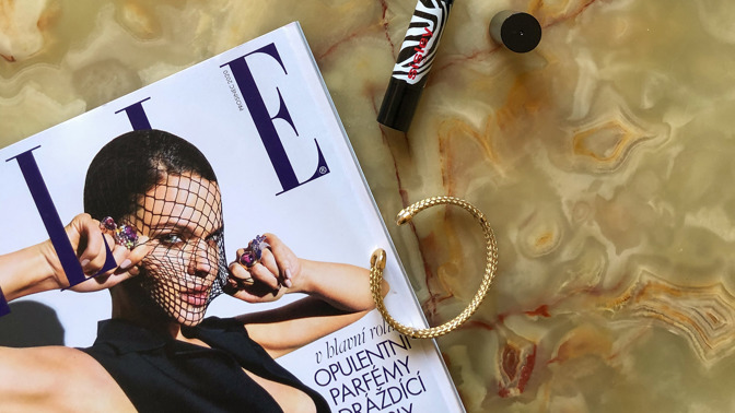 ELLE 12/2020