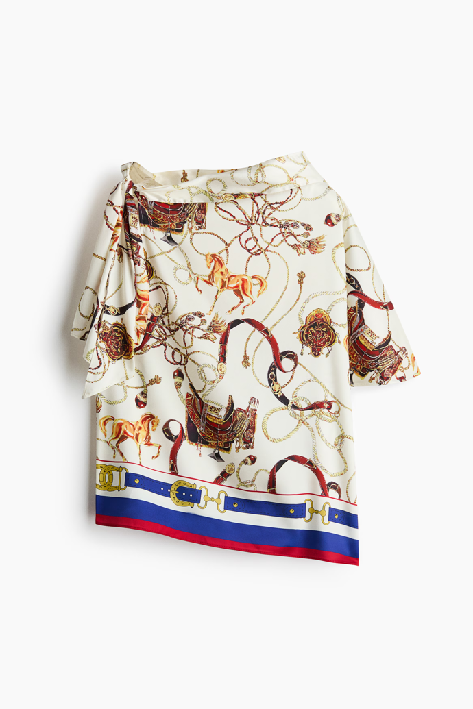Asymetrický top s vázacím detailem, H&M, 629 Kč