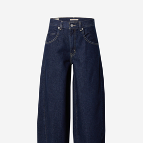 Džíny moderního střihu baggy jako tento model Levi's
za 3249 Kč pak přidají mladistvý moderní šmrnc.