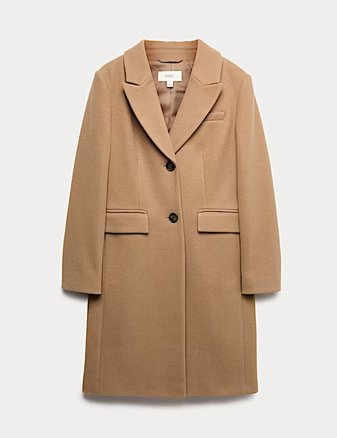 Dlouhý kabát mírně projmutého střihu s límcem, Marks&Spencer, 2399 Kč