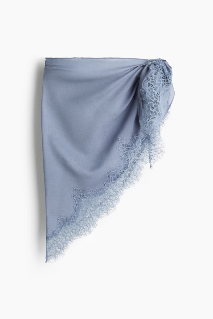 Trojcípý šátek s krajkovým lemem, H&M, 749 Kč