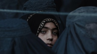 Zachraňme afghánský lid, prosí Angelina Jolie i Jennifer Aniston