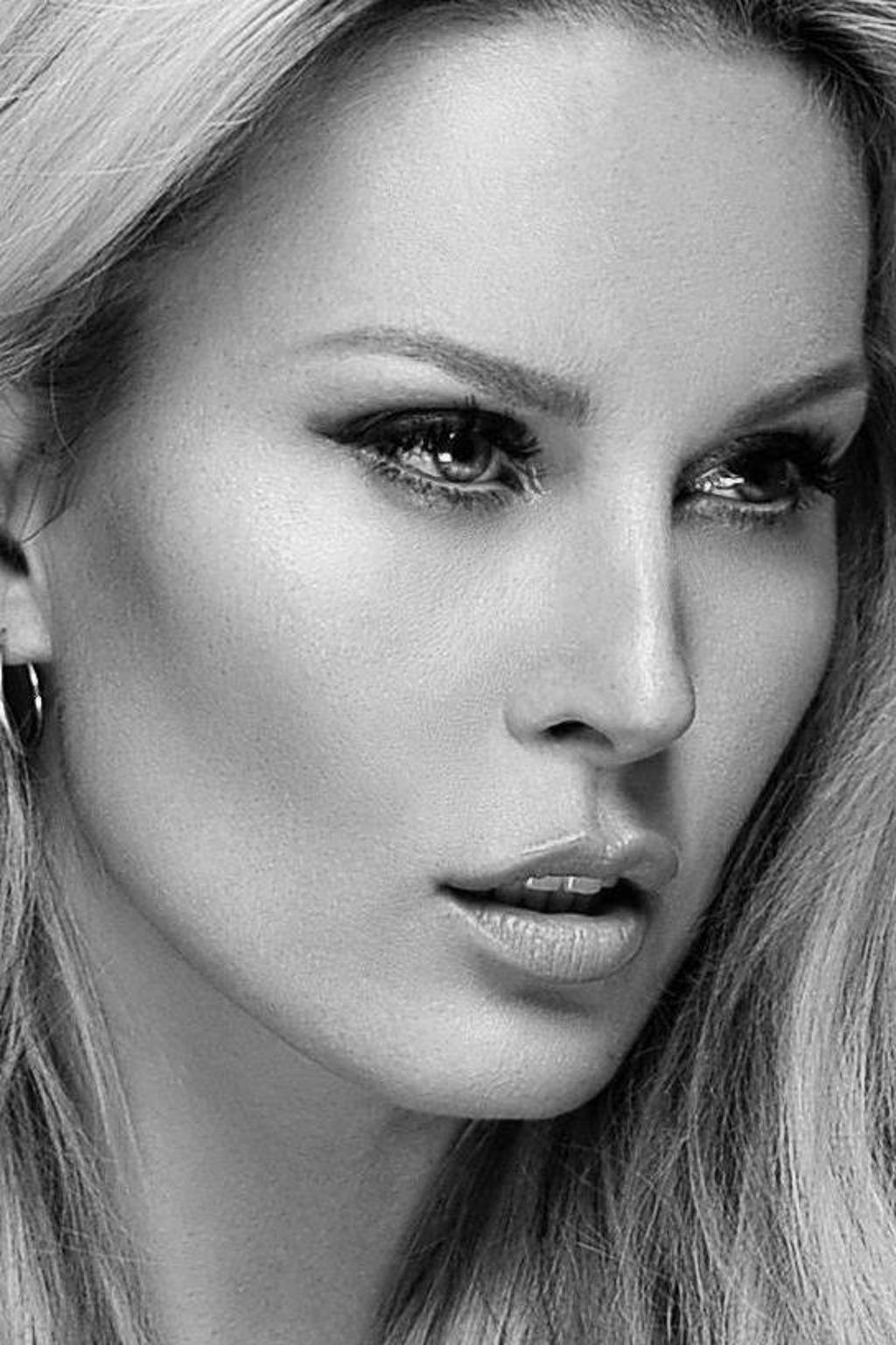 Jaké produkty miluje Simona Krainová?