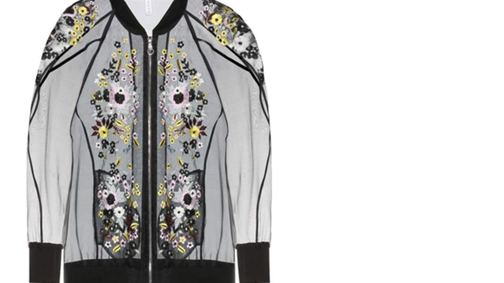 JARNÍ MUST-HAVE: BOMBER JARNÍ MUST-HAVE: BOMBER