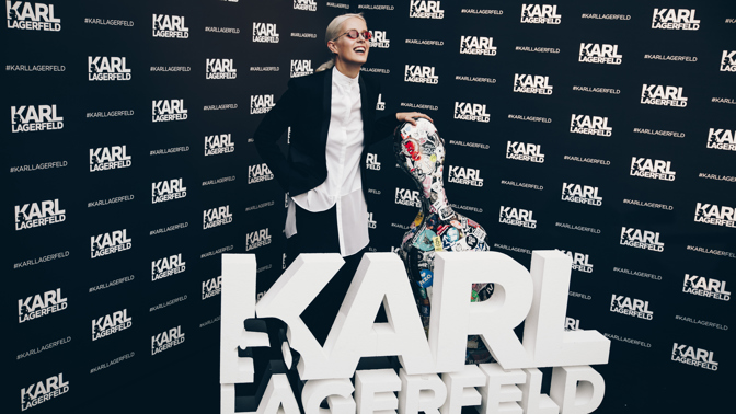 Božský Karl ovládl Prahu! Božský Karl ovládl Prahu!