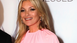 Kate Moss uvádí vlastní make-up