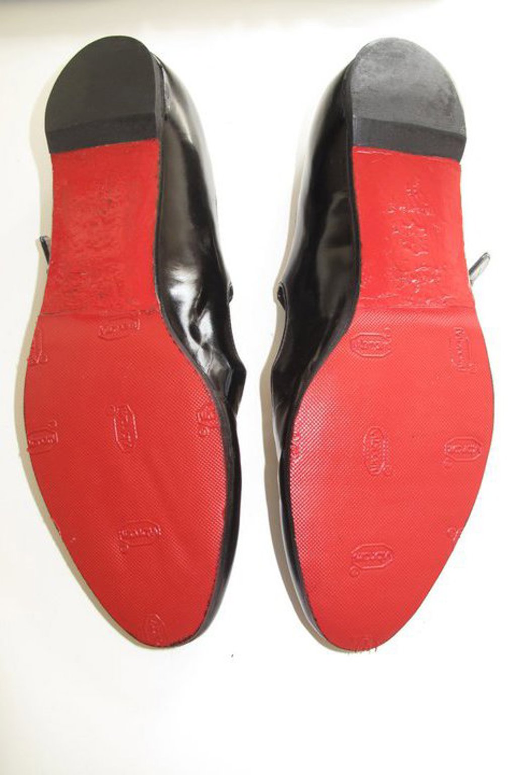 Kdo nefandí Louboutinovi?