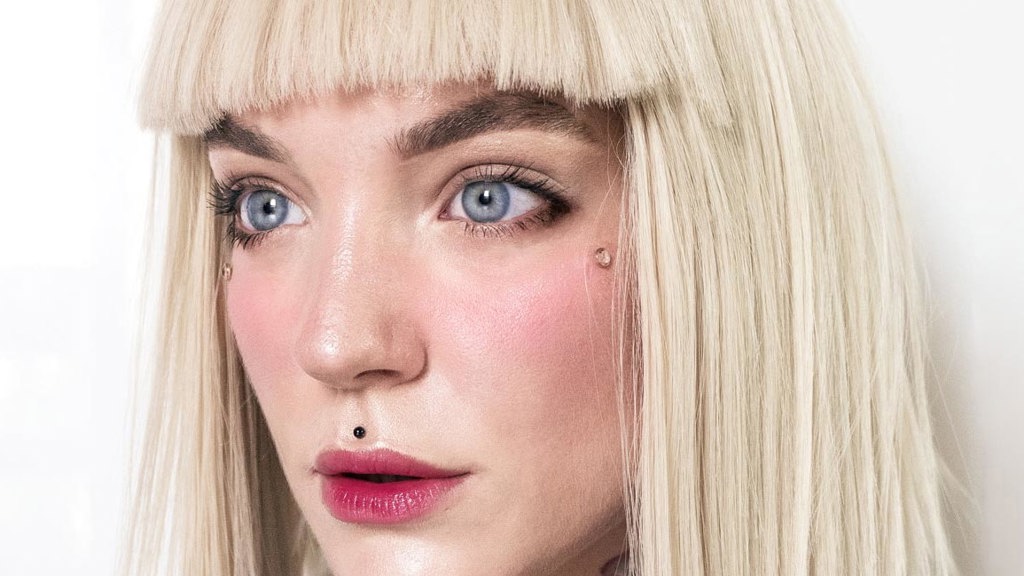 Koki testuje beauty trend: Japanese make-up Koki testuje beauty trend: Japanese make-up