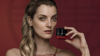 ELLE BEAUTY LOUNGE RED: Tyhle značky definují festivalový styl