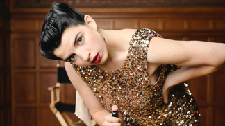  

Antonie Formanová

Make-up: Armani Beauty / Douglas

Vlasy: Wella 
