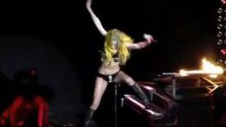 Lady Gaga má za sebou nejhorší pád