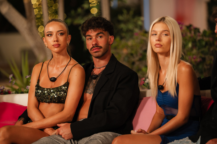 Matúš Horváth a Natália Lopašovská svůj vztah podle mnohých jen hrají. 