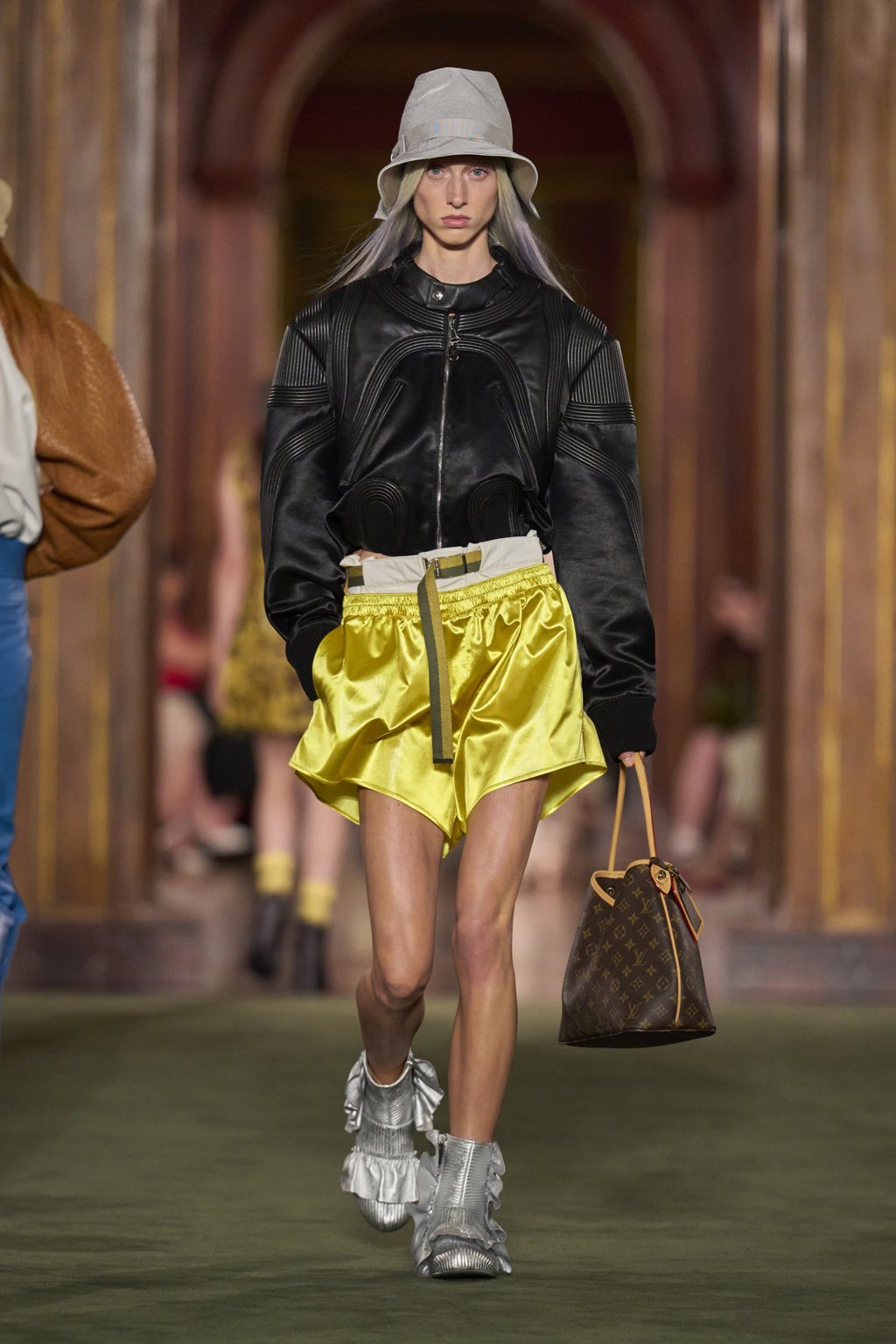 Louis Vuitton Cruise Show 2027 Louis Vuitton Cruise Show 2027
