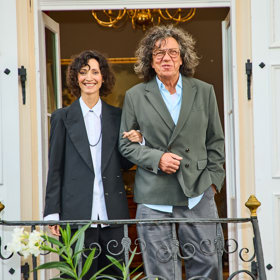 Jana Burkiewiczová a Richard Ganzer jako porodci.
