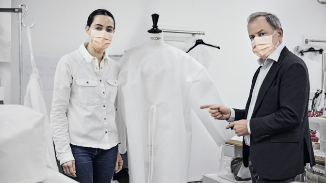 Louis Vuitton mobilizuje svůj oděvní ateliér