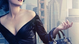 Marion Cotillard jako Lady Blue