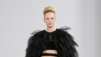 Max Mara Spring-Summer 2026: Dost bylo návratů 90s, ať se vrátí rokoko Max Mara Spring-Summer 2026: Dost bylo návratů 90s, ať se vrátí rokoko