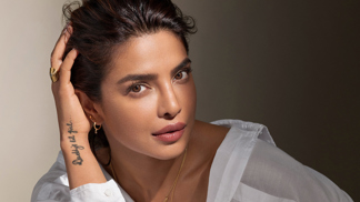 Priyanka Chopra Jonas pro Max Factor
