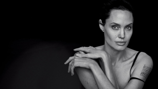 Megašťastná Angelina Jolie