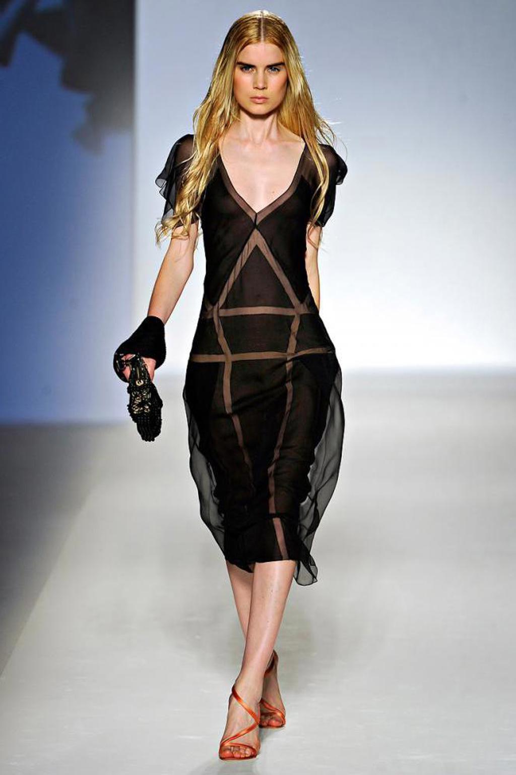 MFW: Alberta Ferretti S/S 2012