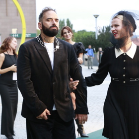 Jiří Burian se svou ženou Darinou na premiéře prvního dílu Zrádců.