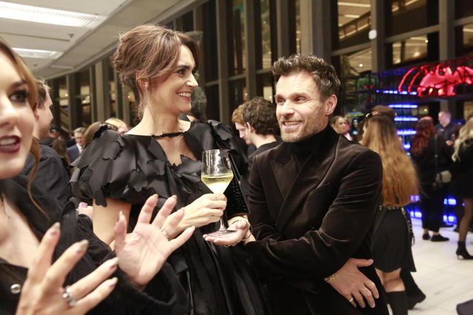 Při společné diskuzi neskrývali Daniela a Leoš dobrou náladu a nešetřili úsměvy.