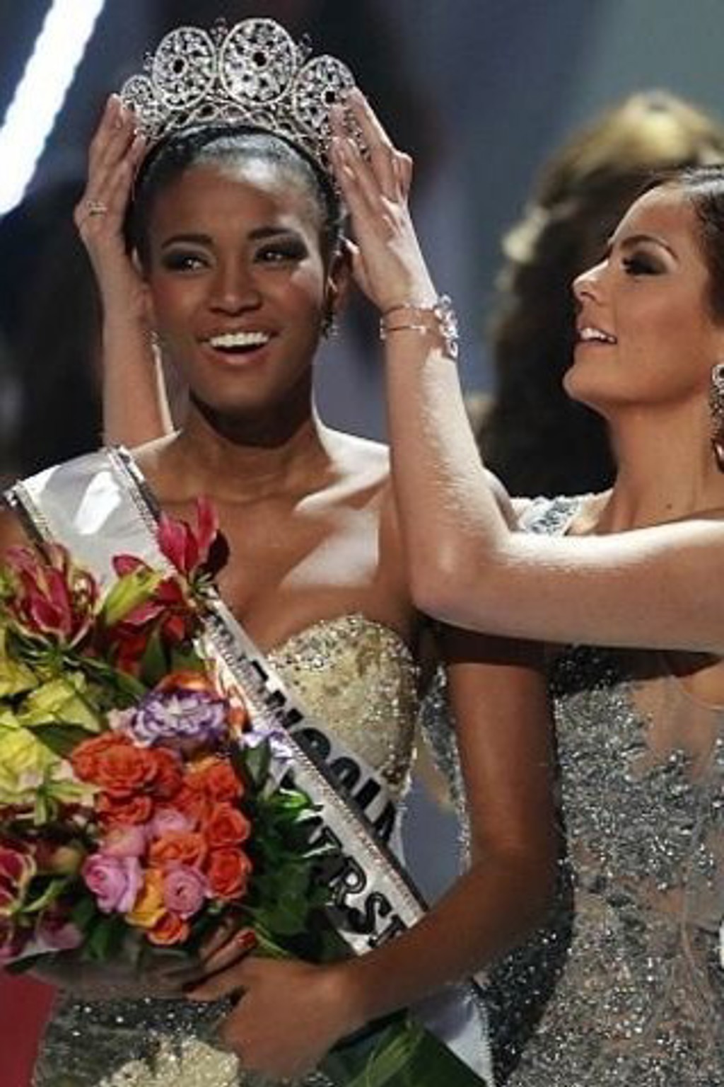 Miss Universe je z Angoly Miss Universe je z Angoly