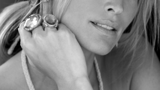 Molly Sims navrhuje šperky