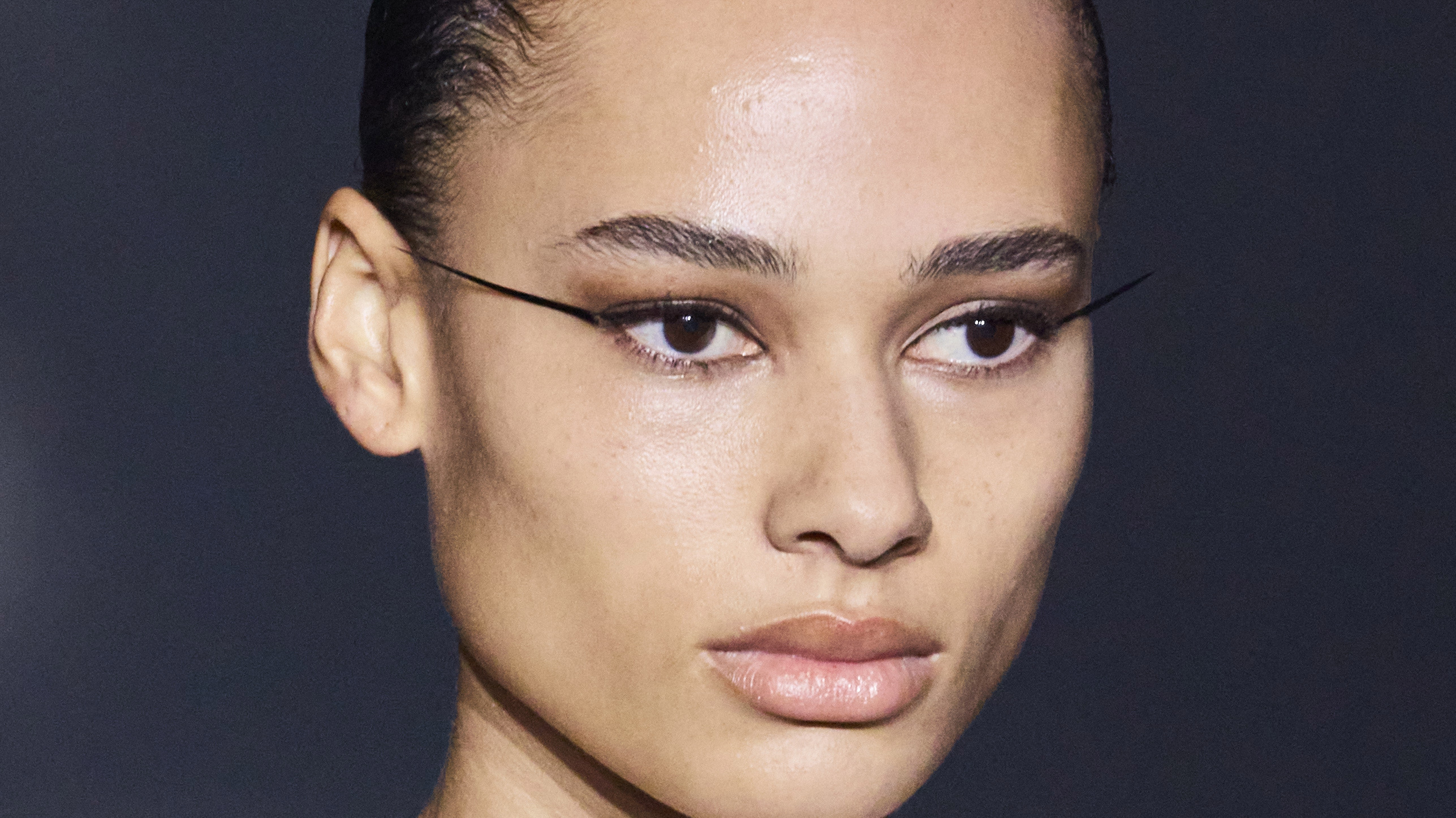 Mugler – One long lash