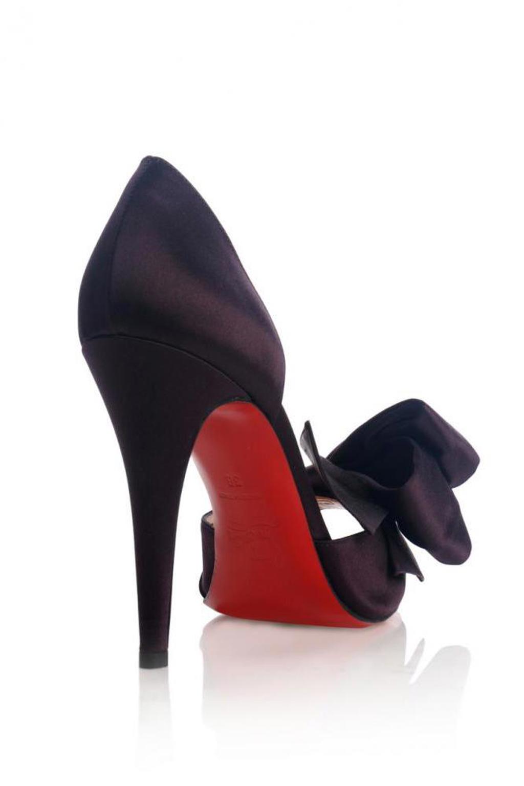 Nepohodlné louboutinky Nepohodlné louboutinky