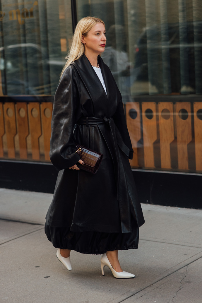 Také už se v jistém smyslu nemůžete dočkat období, kdy kabát tvoří celý outfit?