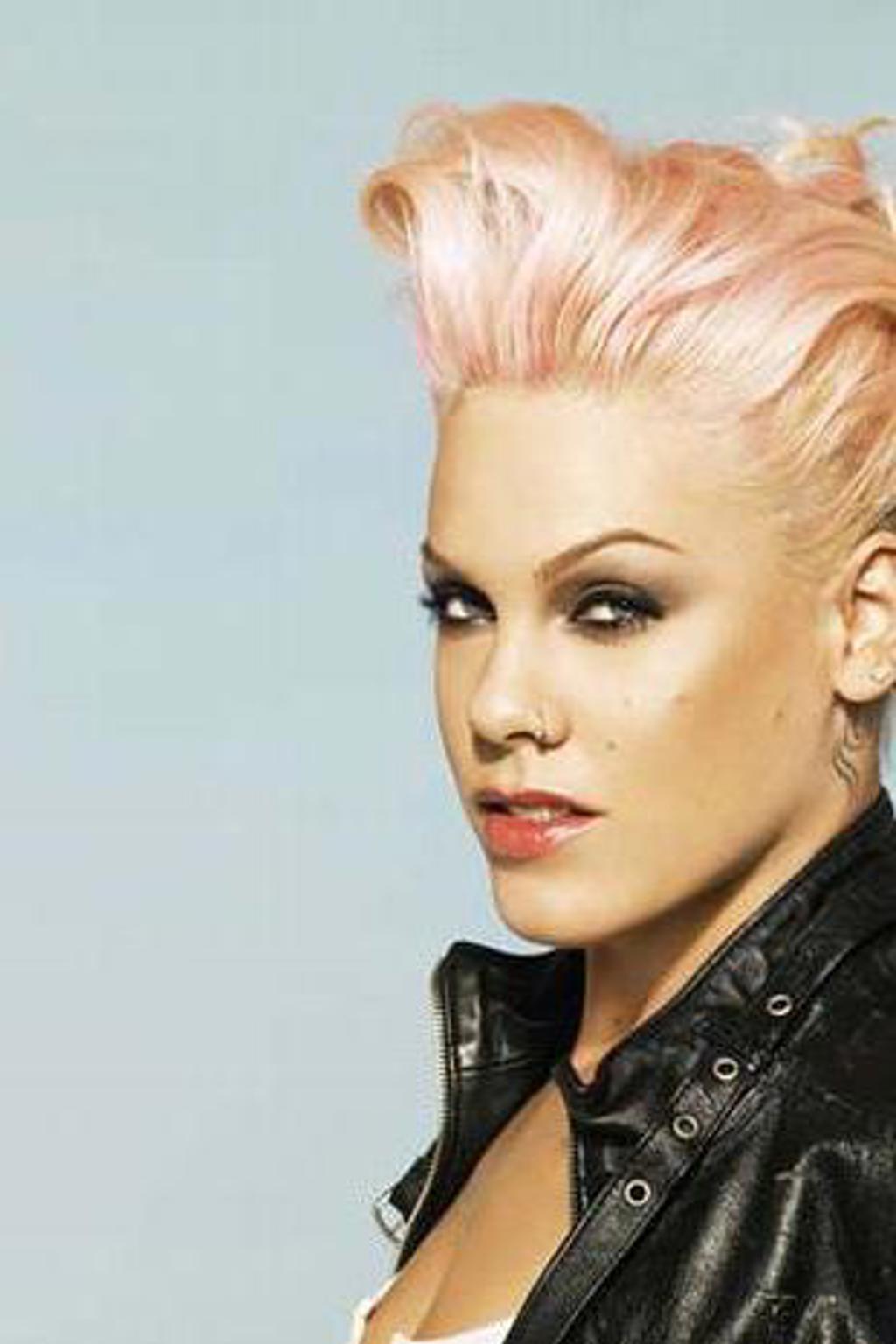 P!nk je těhotná
