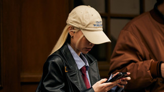 Paříž, streetstyle, 2025