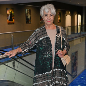 Carmen Mayerová se přišla podívat na dceřin film.