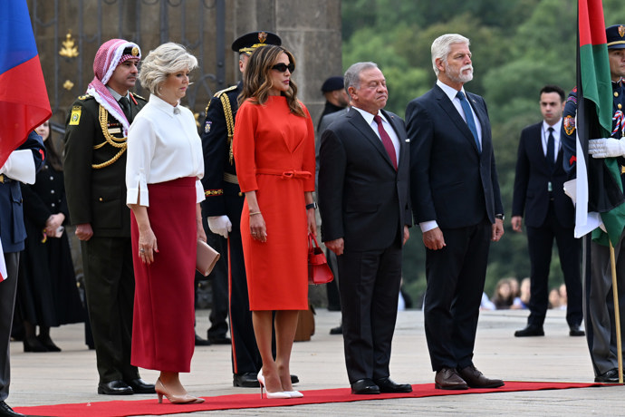 Prezident Petr Pavel s manželkou Evou přivítali na Hradě jordánský královský pár.