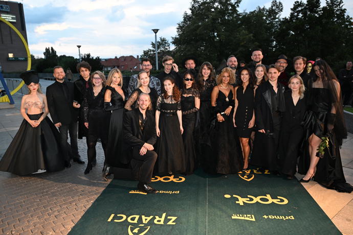 Premiéra Zrádců.