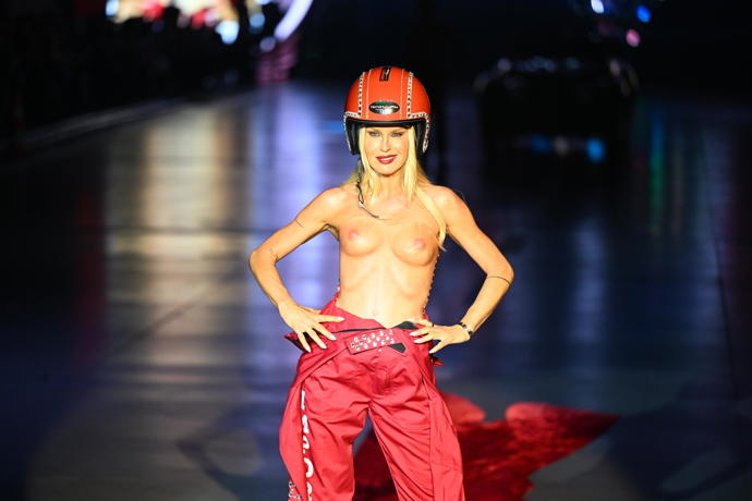 Simona Krainová v erotickém modelu.