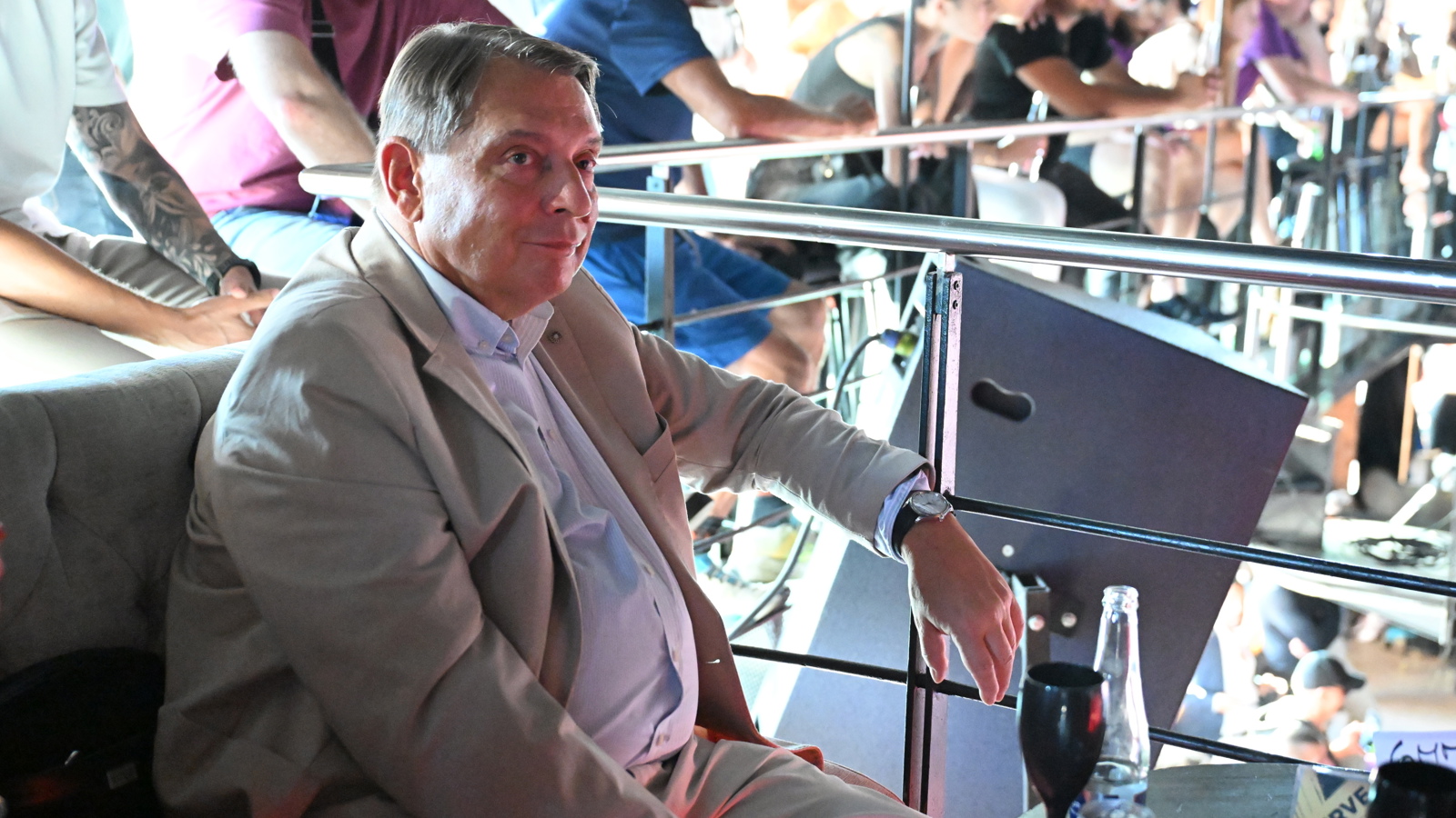 Smutný pád Jiřího Paroubka: Kdysi řídil Česko, teď seděl mezi Kotláry a internetovými bizáry