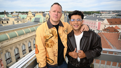 FOTO: Jan Bendig dorazil v doprovodu svého partnera Lukáše.