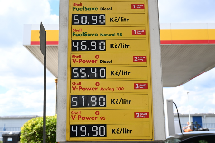 Za litr prémiové nafty V-Power Diesel si tato stanice Shell účtovala 55,40 koruny.