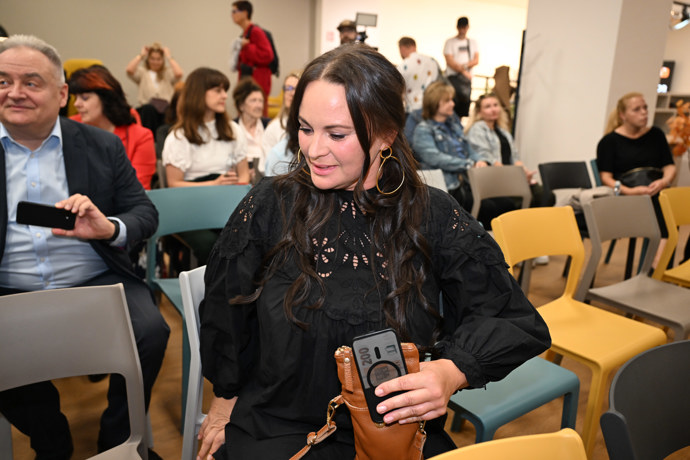 Jitka Čvančarová na křtu knihy Báry Nesvadbové. 
