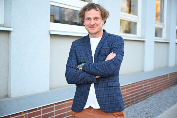 Radomír Švec promluvil o nahrávání písně Pampeliška  v podzemním tajném studiu v Teheránu.