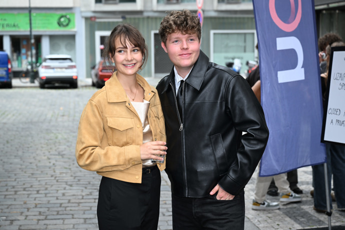 Kateřina Elizabeth McIntosh s Petrem Komínkem na oslavě seriálu Ulice. 
