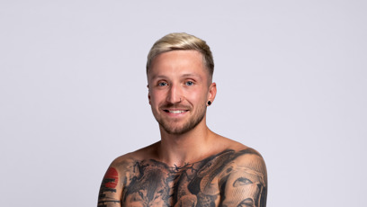 FOTO: Nový bombshell Love Islandu 2026 Josef Smolík ml..
